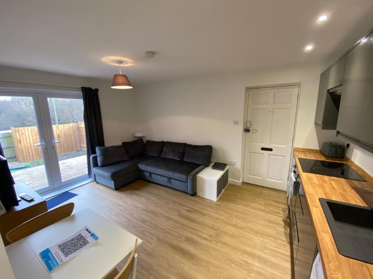 Arragon Short-Stay Apartments Waterlooville Bagian luar foto